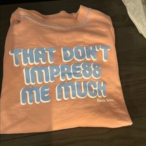 NWOT Peach Shania Twain Graphic Sweatshirt